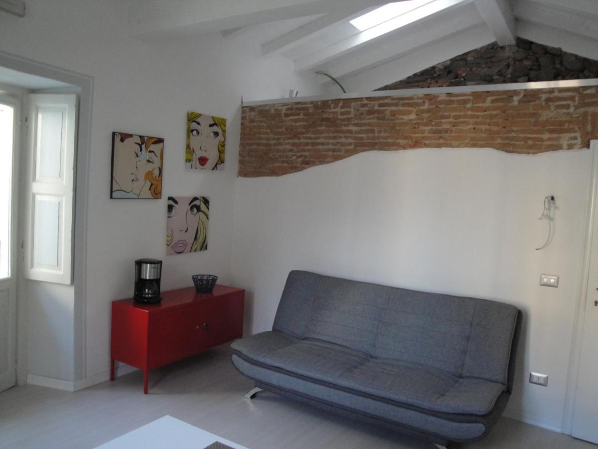 Casa Le Corti Villa Intra Bagian luar foto