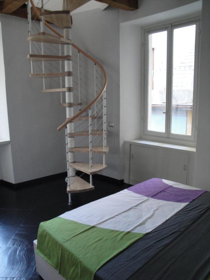 Casa Le Corti Villa Intra Bagian luar foto